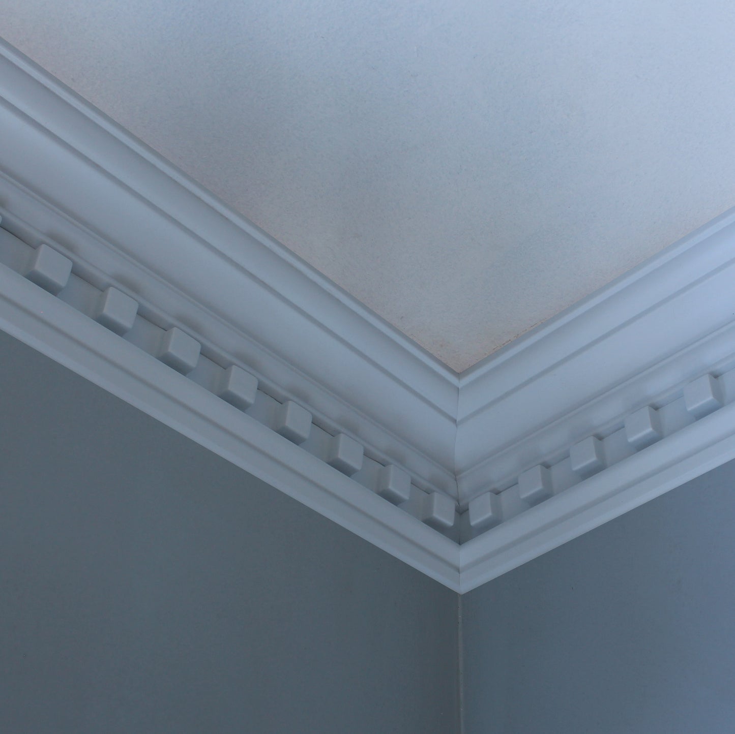 Large peel & Stick Easy crown molding